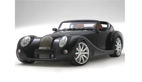 مراجعة مورغان إيرو 8 2024 - المواصفات، الأداء، الداخلية والمزيد - Expert car rating