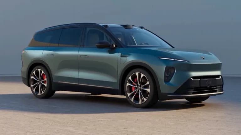 First Drive: NIO EL8 in the UAE