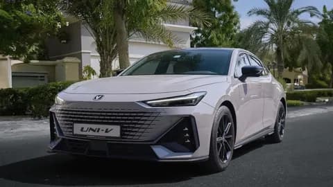 2025 Changan UNI-V: A Stylish Midsize Sedan