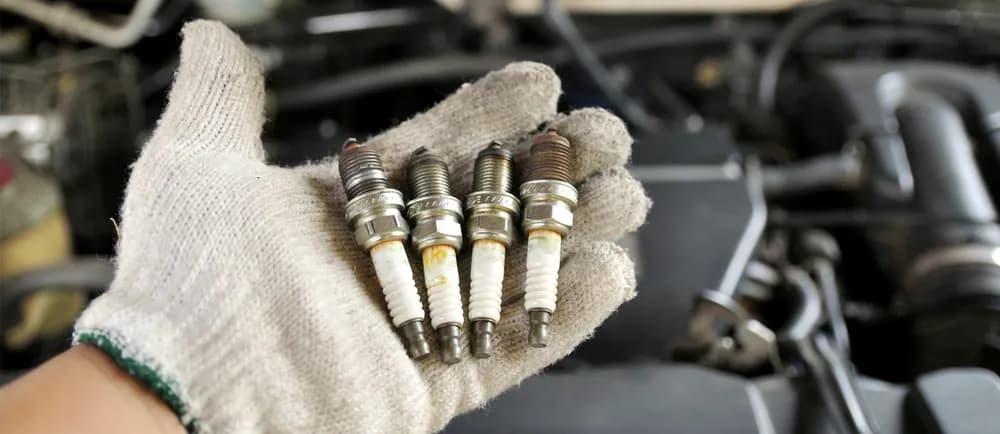 Importance of Spark Plugs: Signs of Damage and Cleaning Tips
