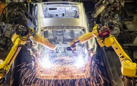 Exploring Nissan's Barcelona Factory - 2017 Navara Production