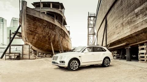 Bentley Bentayga Mulliner Gulf Pearl: A Luxurious Limited Edition SUV