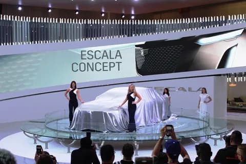 Cadillac Escala Concept shown at Dubai Motor Show