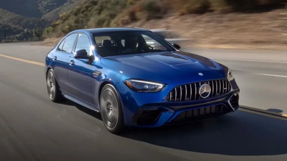 مرسيدس-AMG تتخلى عن محرك الهجين رباعي الأسطوانات لصالح V-8 وinline-six