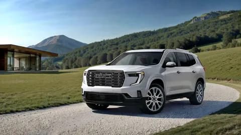 2026 GMC Acadia Denali Ultimate: Luxury SUV Showdown for GCC Buyers