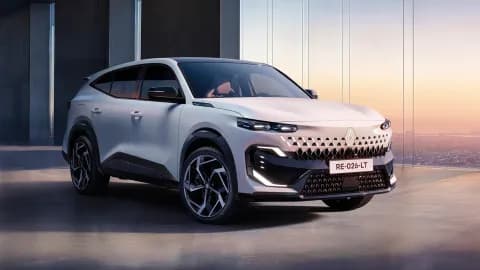 Say Hello to the Renault Filante: A New Hybrid Flagship SUV