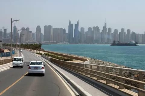 تأجير سيارات شهرياً في دبي مع أوكتين رينت: أفضل الأسعار والخدمات والخيارات المتنوعة