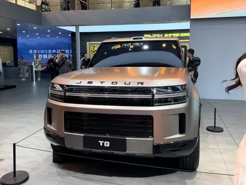 Jetour T8 Revealed With 254-HP Hybrid Powertrain and Three Rows Jetour T8 Revealed With 254-HP Hybrid Powertrain and Three Rows