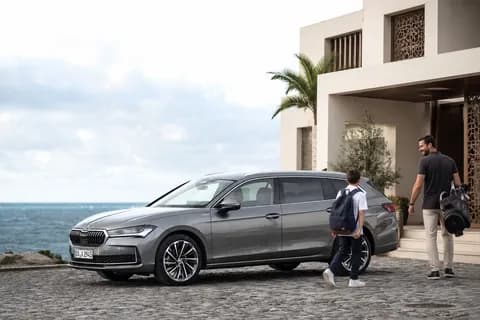 Skoda Superb Wagon Combines SUV-Level Space With Sedan Comfort
