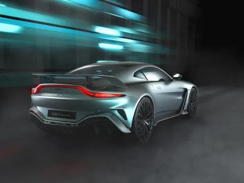 The Last Dance: Aston Martin V12 Vantage revealed with 690 HP twin-turbo V12
