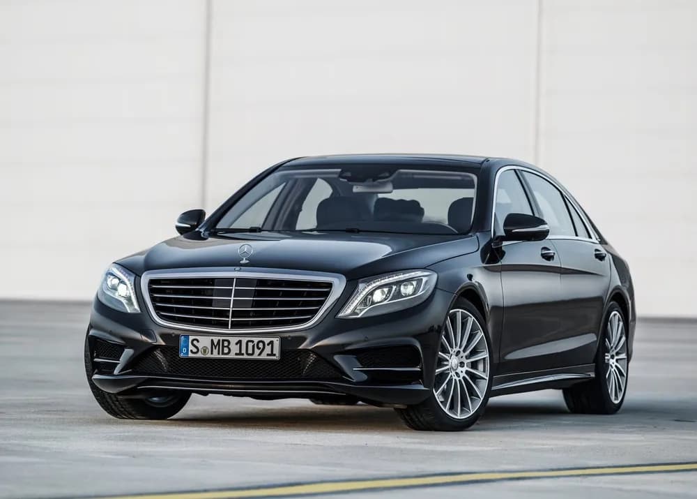 Top 5 Used Mercedes-Benz Cars in Dubai for Under 250,000 Dirhams