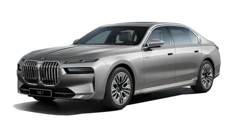 2024 BMW i7 Review - Specs, Performance, Interior & More