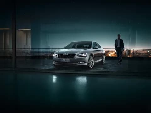2025 Skoda Superb Review - Specs, Performance, Interior & More - Expert car rating