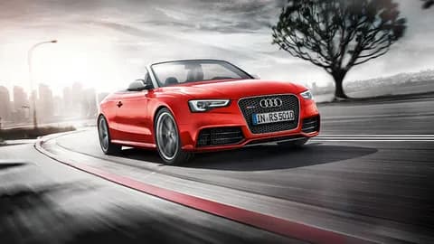 مراجعة أودي RS5 كابريوليه 2025 - المواصفات، الأداء، الداخلية والمزيد - Expert car rating