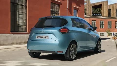2024 Renault Zoe Review - Design, Performance, Interior & More - Expert car rating