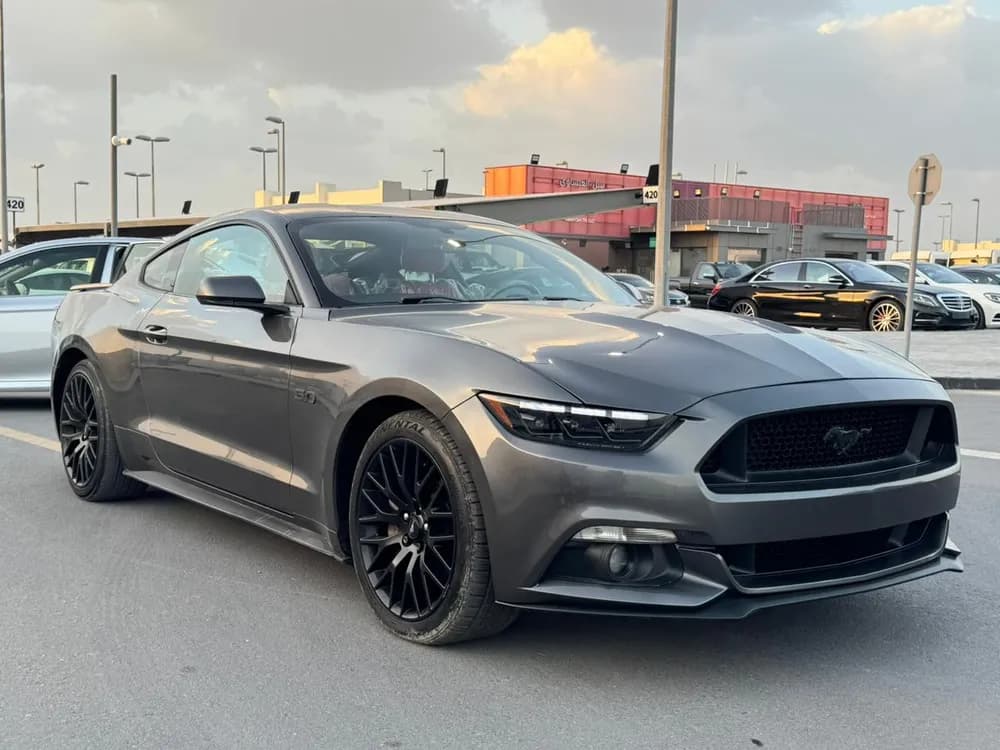 Used Ford Mustang V8 Coupe 5.0L GT 2015 Used Ford Mustang V8 Coupe 5.0L GT 2015 used_cars.forSale