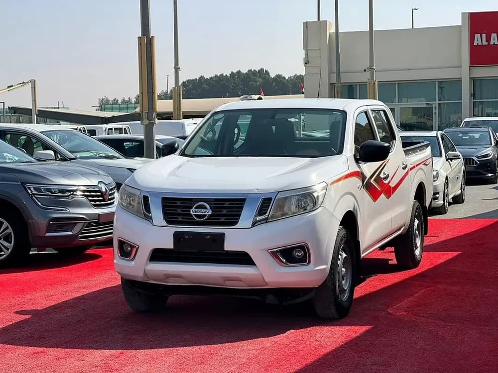 Used Nissan Navara 2.5 SE 2020 Used Nissan Navara 2.5 SE 2020 used_cars.forSale