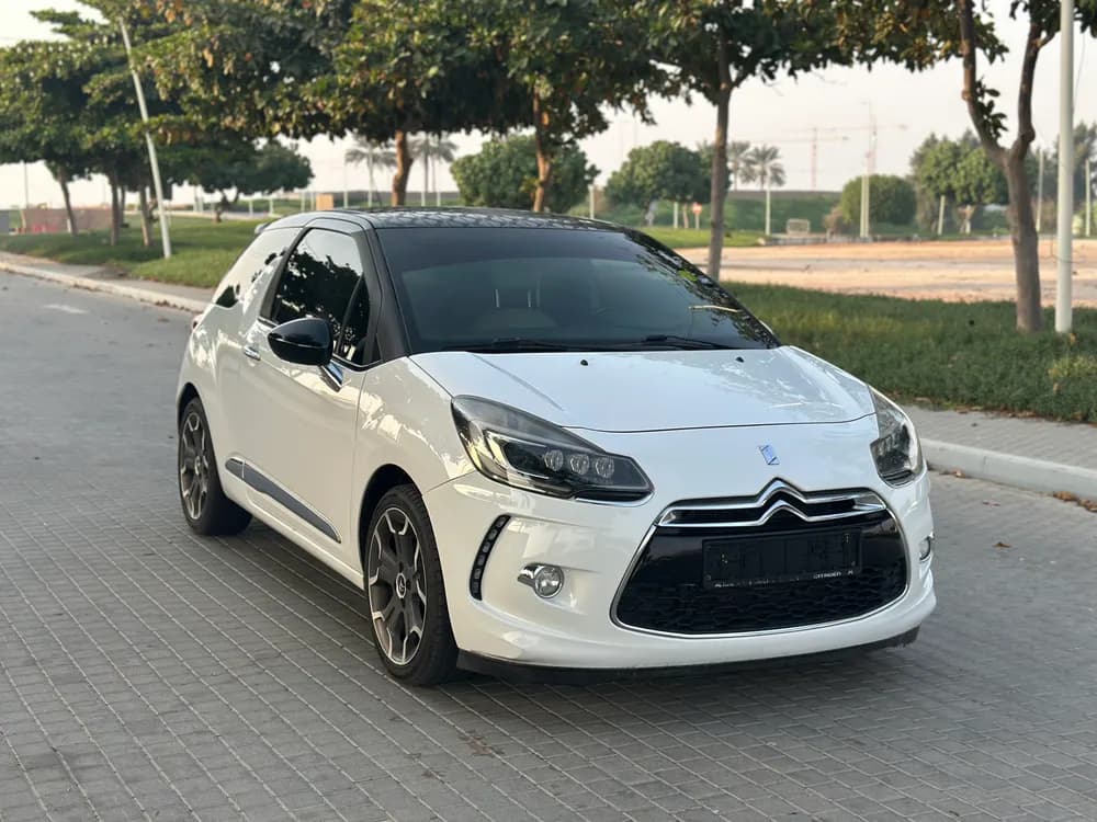 Used Citroen C3 1.6L Exclusive 2015 Used Citroen C3 1.6L Exclusive 2015 used_cars.forSale