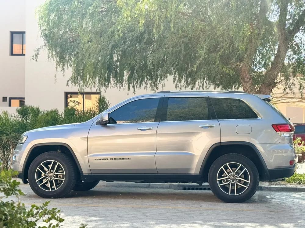 Used Jeep Grand Cherokee Limited 2021 Used Jeep Grand Cherokee Limited 2021 used_cars.forSale