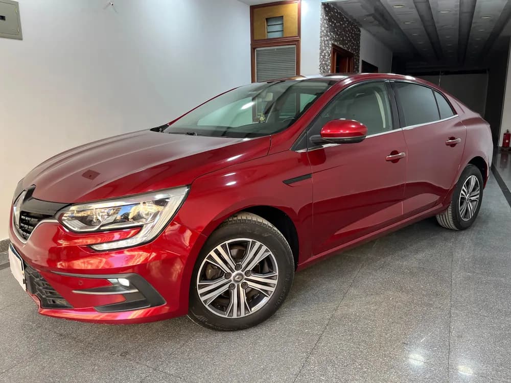 Used Renault Megane 1.6L Signature 2022 Used Renault Megane 1.6L Signature 2022 used_cars.forSale