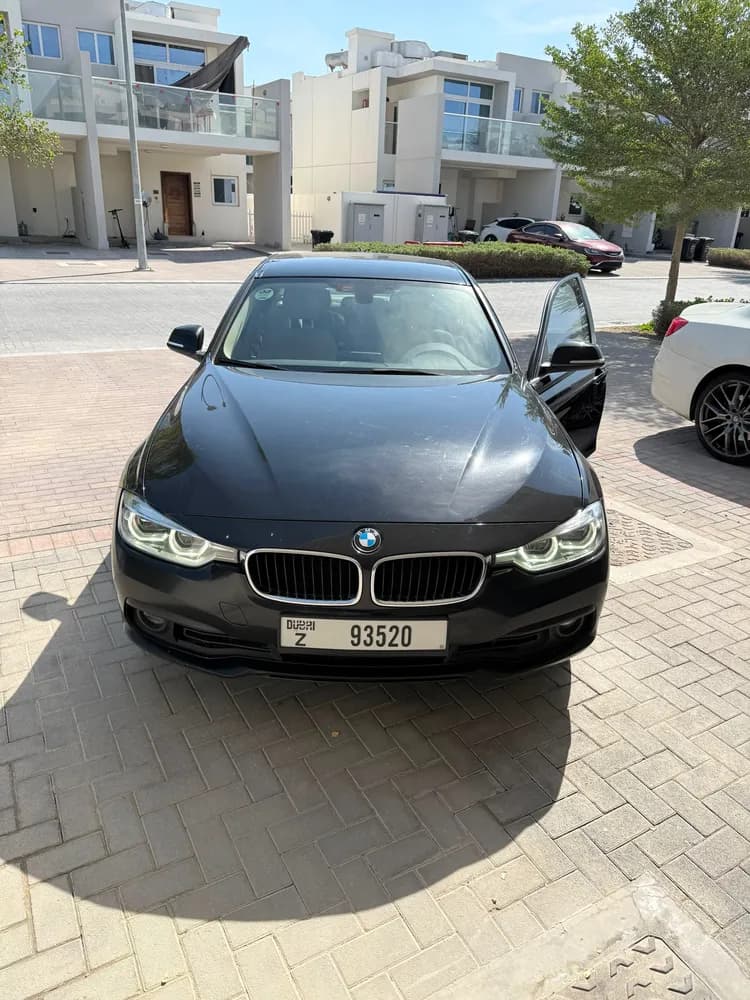 Used BMW 3 Series Sedan 318i 2018 Used BMW 3 Series Sedan 318i 2018 used_cars.forSale
