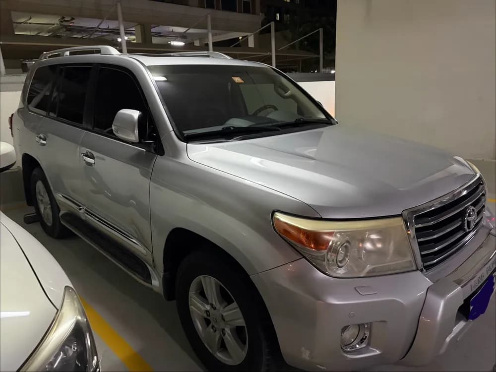 Used Toyota Land Cruiser 5 Door 4.0L 2014 Used Toyota Land Cruiser 5 Door 4.0L 2014 used_cars.forSale